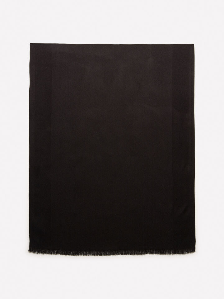 Black stole - null - Black | Sisley image number 1